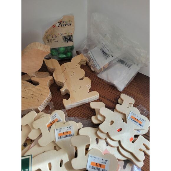 Lot of Wooden Jigsaw Puzzles, Shapes, Embellishments, Cut-Outs Craft Pieces - Picture 7 of 16